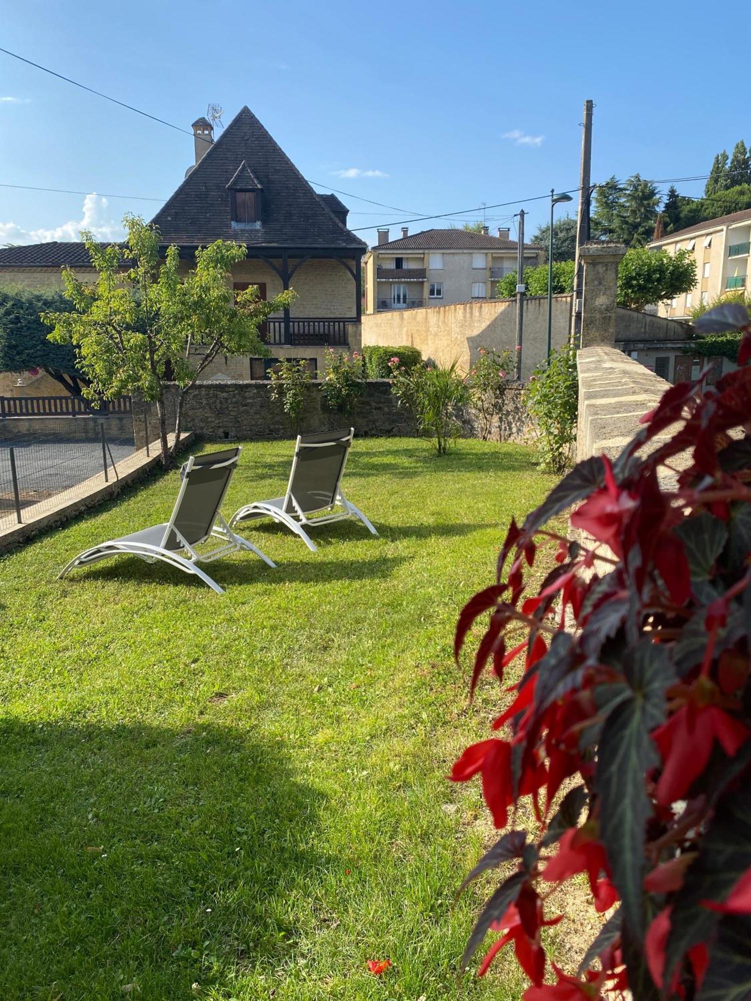 Villa T2 Neuf, Parking & Garage Prive, Proche Centre Sarlat Esterno foto